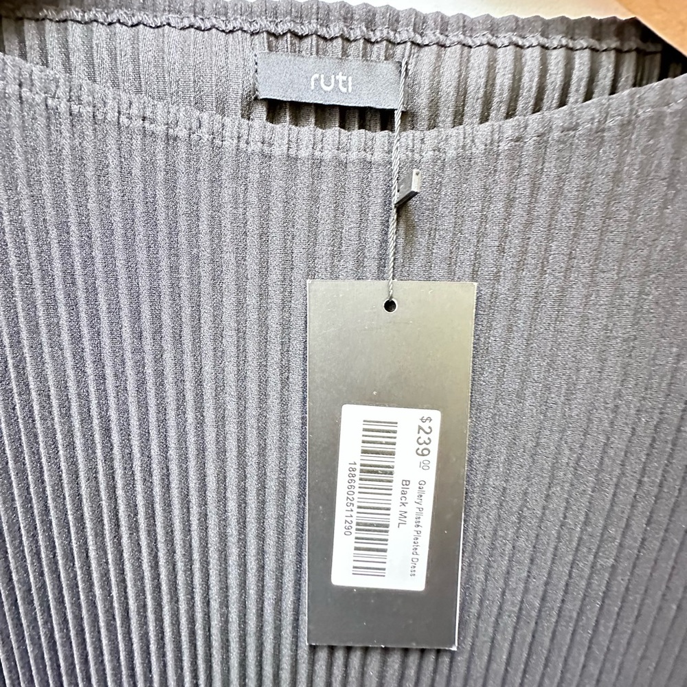 RUTI black Plisse Dress. Size M/L 
Fits like a 10/12 - Picture 5 of 5